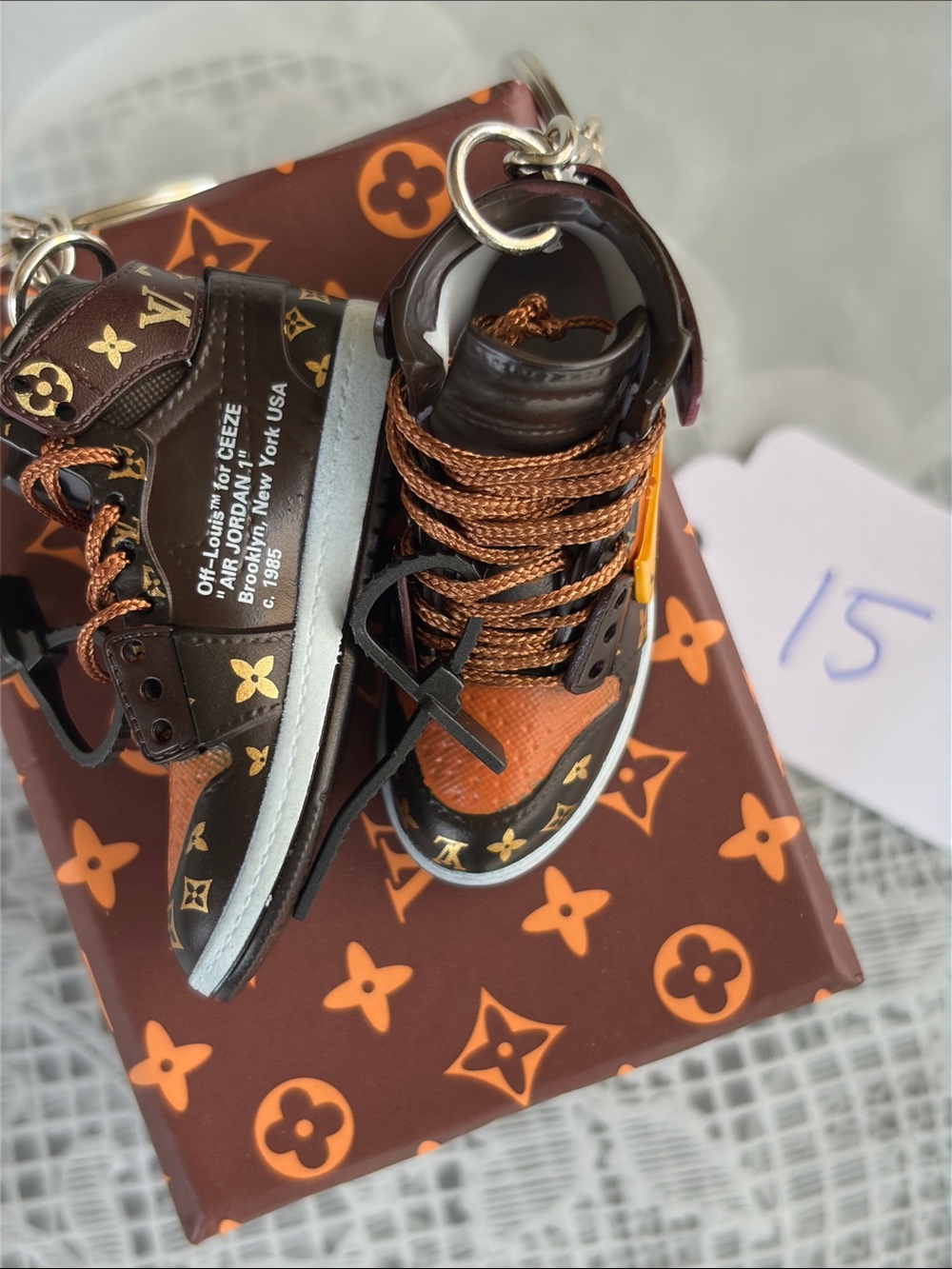 15,One Pair of Louis Vuitton Logo Brown & Orange Monogram Mini Sneaker Keychain - Picture 7 of 8